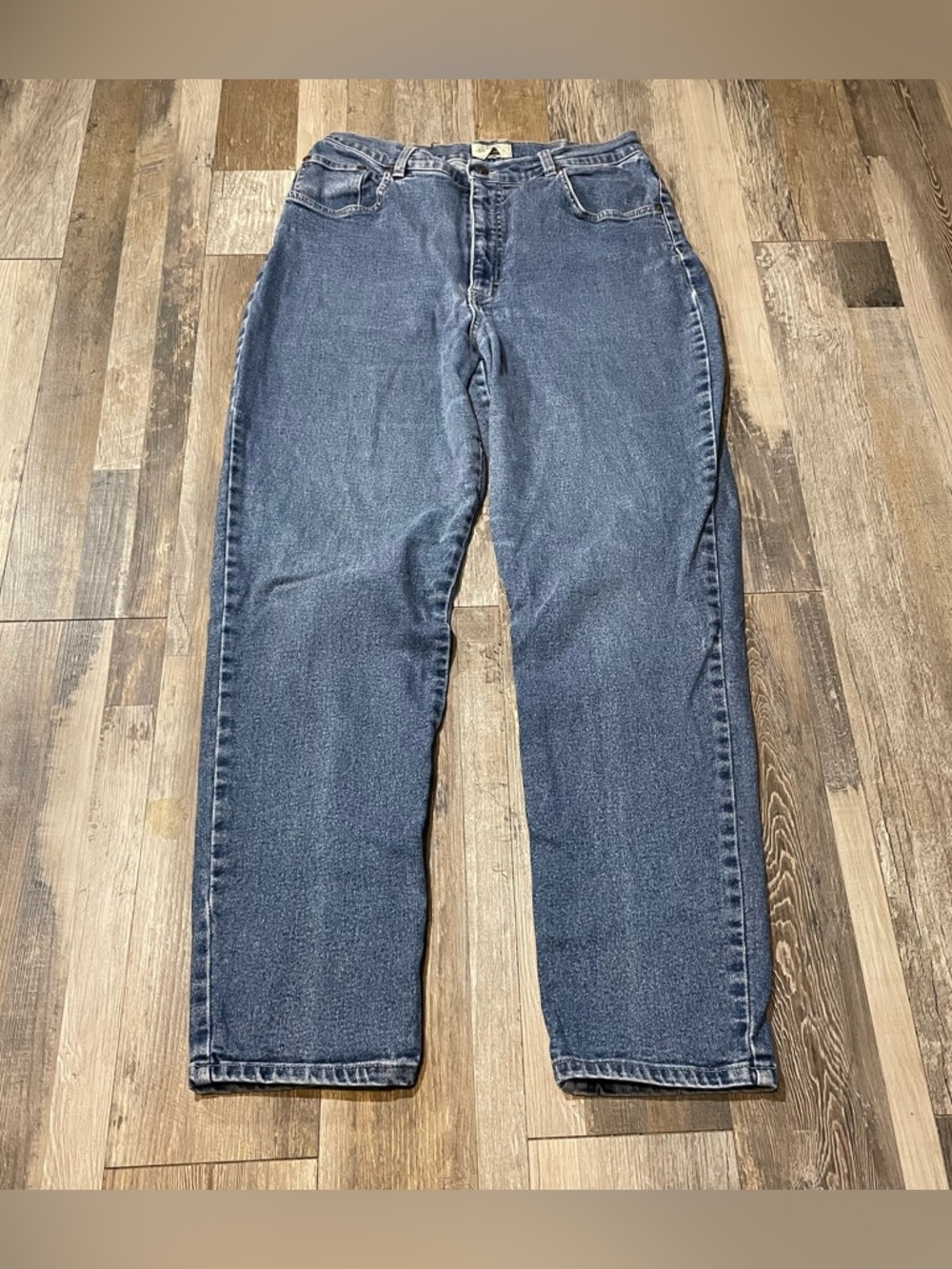 St. John Sport Vintage Stretch Straight Leg Blue Denim Jeans Sz 12 womens